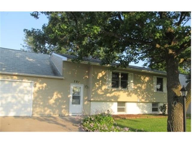 721 W Scott DrBlue Grass, IA, 52726Scott County