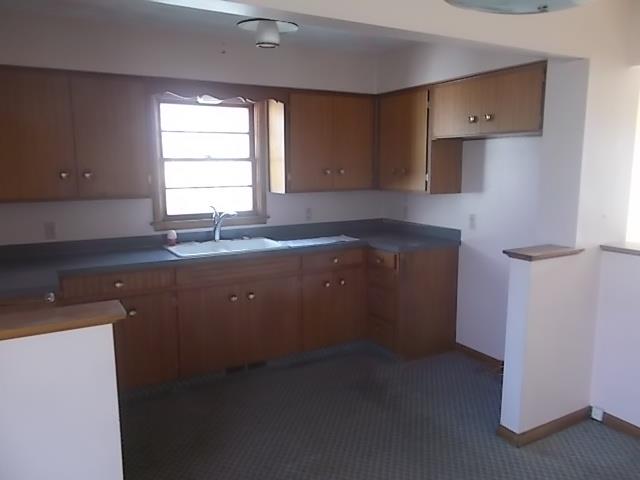 1304 3rd StCamanche, IA, 52730Clinton County