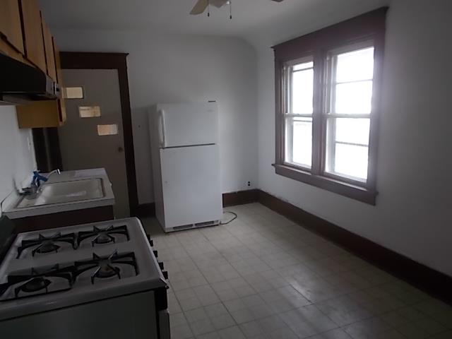 216 & 216 1/2 1st AveClinton, IA, 52732Clinton County