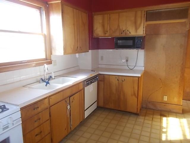 415 N Bluff BlvdClinton, IA, 52732Clinton County