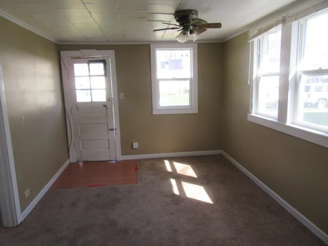 637 Locust PlClinton, IA, 52732Clinton County