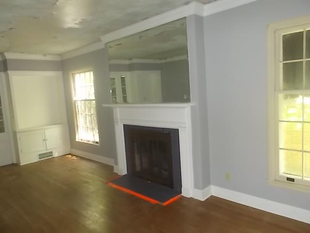 711 Elmhurst CtClinton, IA, 52732Clinton County