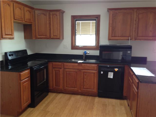 2672 Crimson AveFruitland, IA, 52749Muscatine County