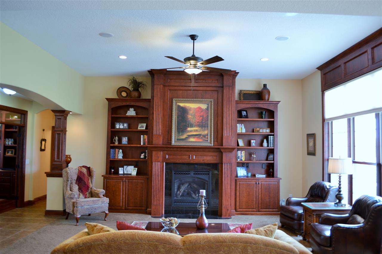 22PEBBLE CREEK Circle, Le Claire, IA 52753
