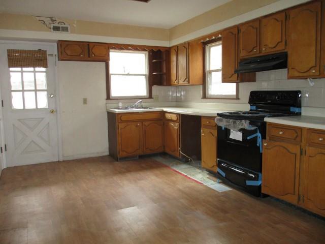 210 Roscoe AveMuscatine, IA, 52761Muscatine County
