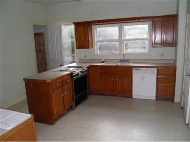817 N Marquette StDavenport, IA, 52802Scott County