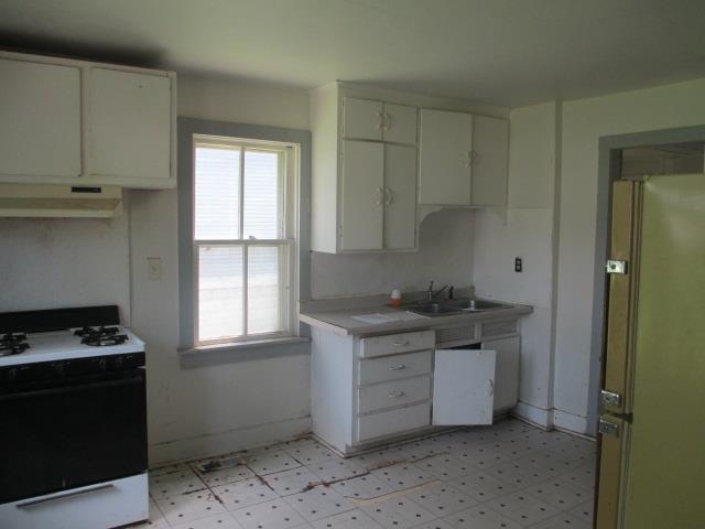 1328 W 6th StDavenport, IA, 52802Scott County