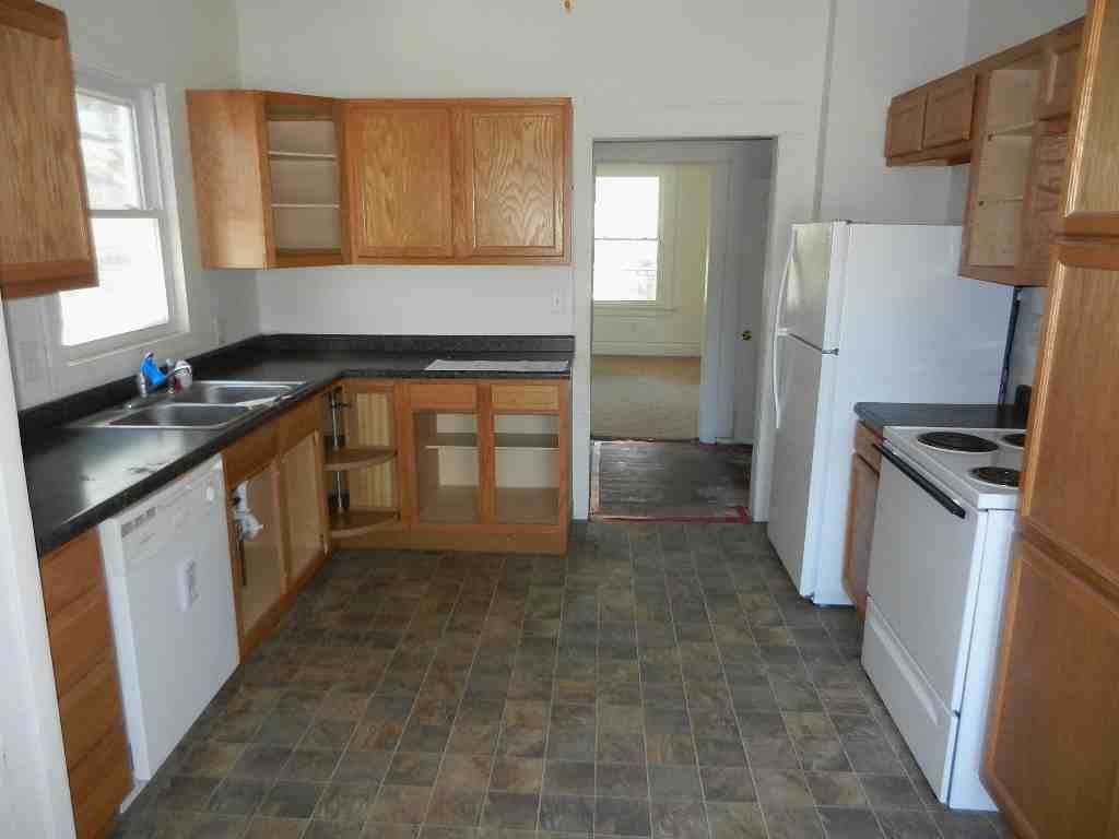 1720 E 14th StDavenport, IA, 52803Scott County