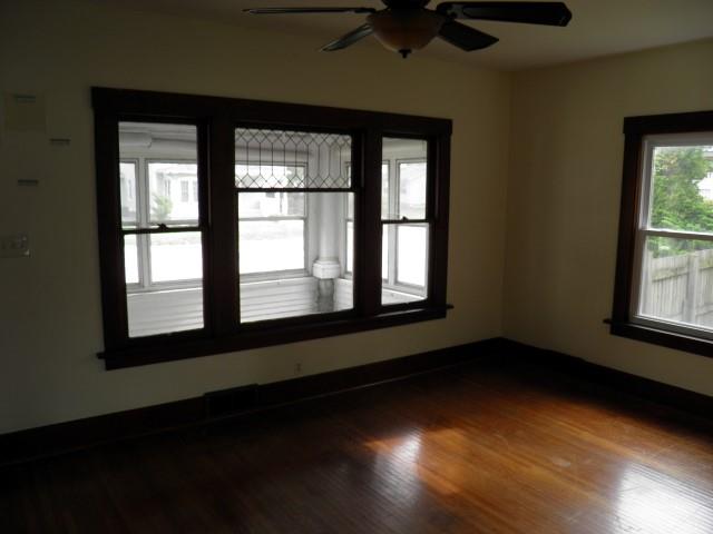 2735 E Locust StDavenport, IA, 52803Scott County