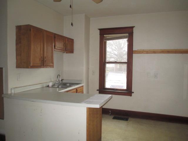 1342 W 12th StDavenport, IA, 52804Scott County