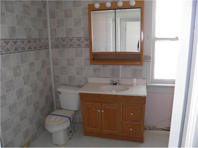 1506 W 9th StDavenport, IA, 52804Scott County
