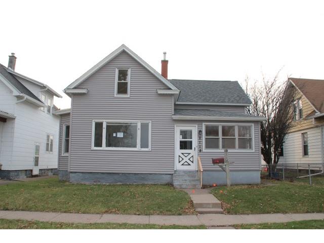 2118 N Sturdevant StDavenport, IA, 52804Scott County