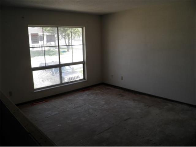 2716 Wooddale AveDavenport, IA, 52804Scott County