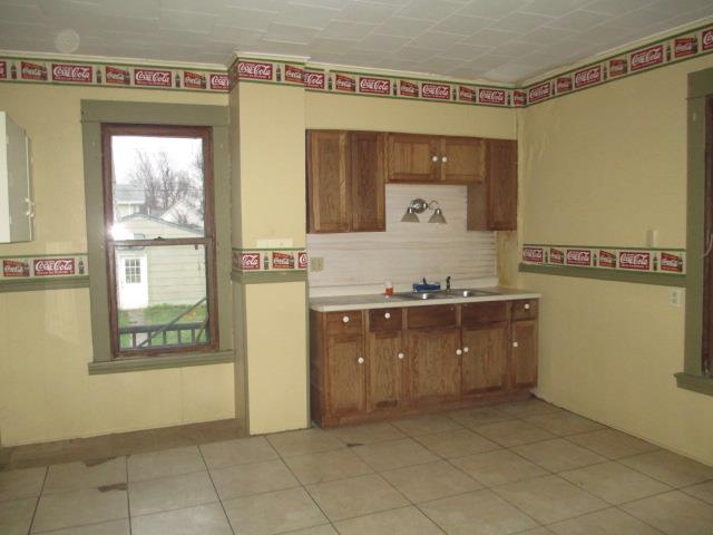 1423 W 16th StDavenport, IA, 52804Scott County