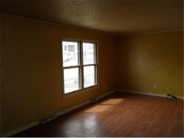3204 W 43rd StDavenport, IA, 52806Scott County