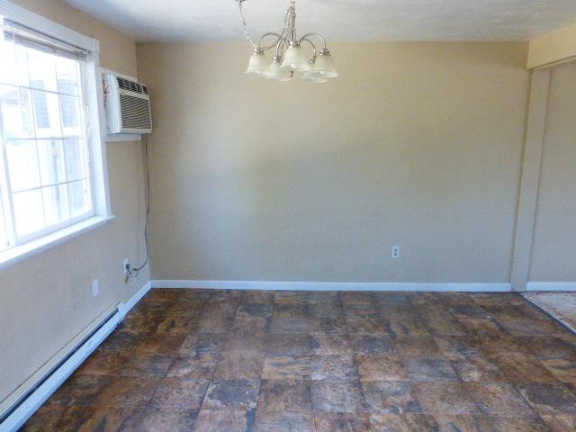 1572 Cottonwood StTwin Falls, ID, 83301Twin Falls County