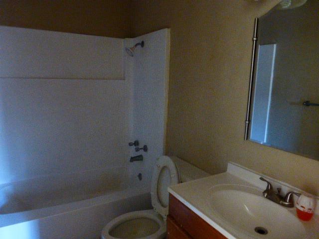 1572 Cottonwood StTwin Falls, ID, 83301Twin Falls County