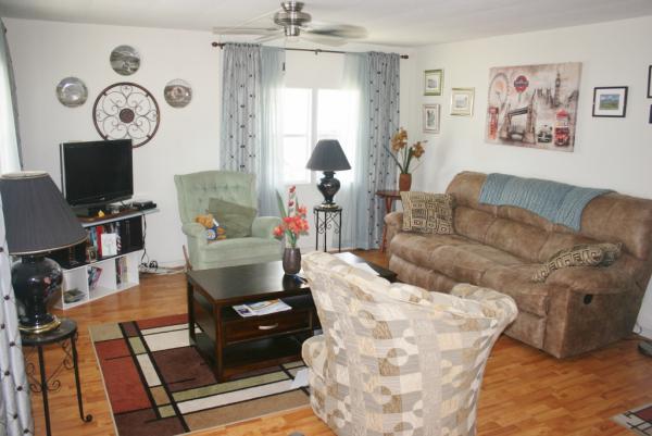 Venetian Mobile Home Court5462 3rd way noSaint Peter, IL 33703
