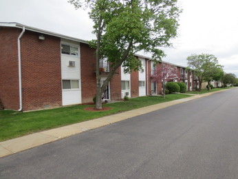 8912 Steven Dr Apt 1eDes Plaines, IL, 60016Cook County