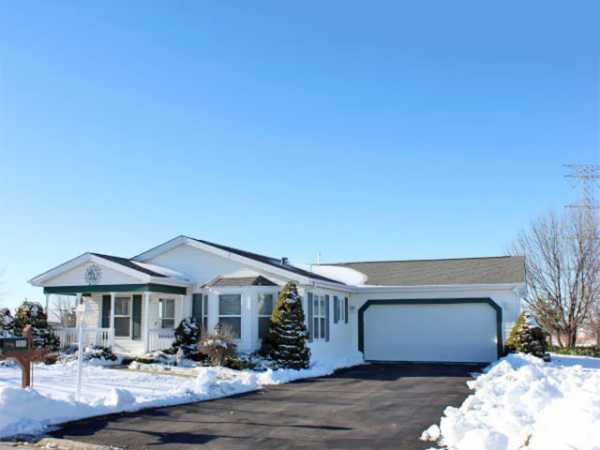 Saddlebrook Farms1108 Pegasus CourtGrayslake, IL 60030