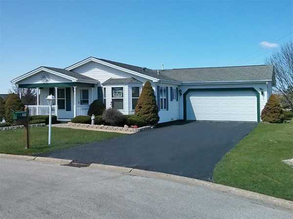 Saddlebrook Farms1108 Pegasus CourtGrayslake, IL 60030