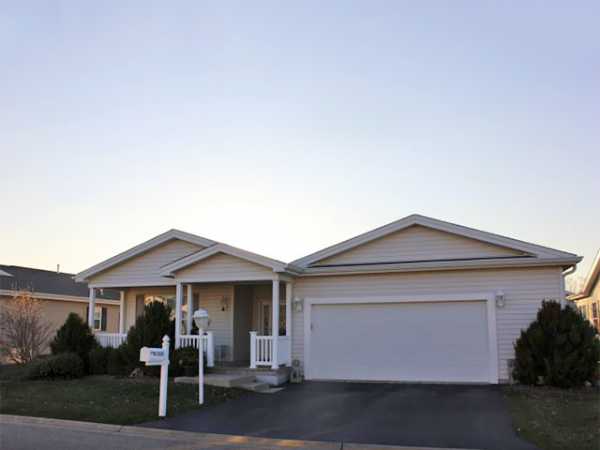 Saddlebrook Farms3008 Bridle Path WayGrayslake, IL 60030