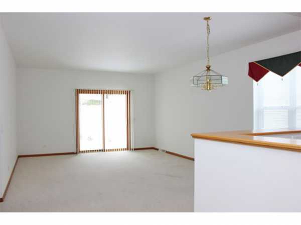Saddlebrook Farms3820 Fox Hunt WayGrayslake, IL 60030