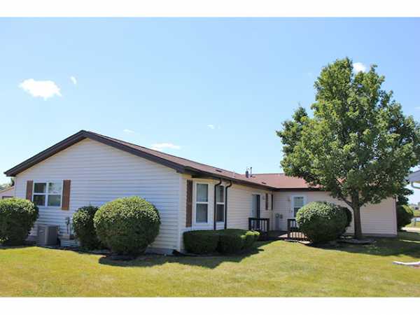Saddlebrook Farms8 Devonshire CourtGrayslake, IL 60030