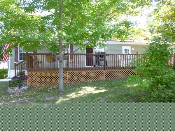 Harbor Lites 1009 W. Bay Rd., Lot 26Mchenry, IL 60051