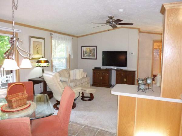 Harbor Lites 1009 W. Bay Rd., Lot 26Mchenry, IL 60051