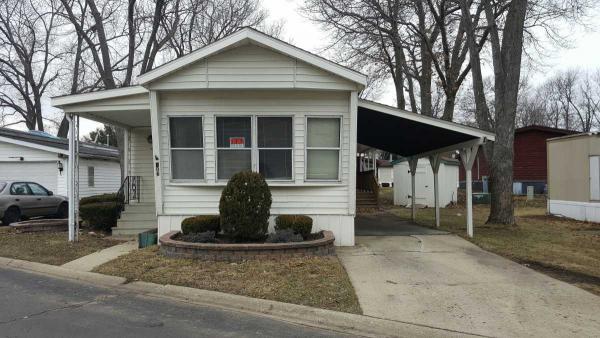 Beach Mobile Home Park 38703 N. Sheridan Road #106Beach Park, IL 60099
