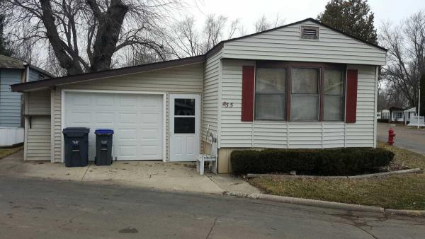 Beach Mobile Home Park 38703 N. Sheridan Road #55Beach Park, IL 60099