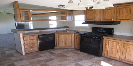 Southmoor Estates Manufactured Home Community 1009 S. Ninth StreetDekalb, IL 60115