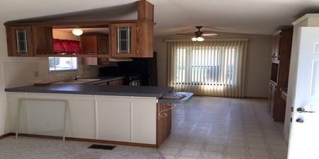 Southmoor Estates Manufactured Home Community 1032 S. Seventh St No 5Dekalb, IL 60115