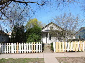 214 N Porter StElgin, IL, 60120Kane County