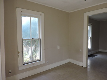 214 N Porter StElgin, IL, 60120Kane County