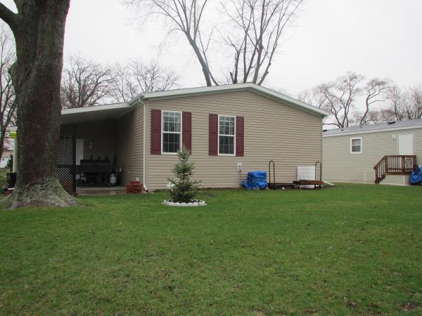 Willow Lake Estates1075 LakewoodElgin, IL 60123