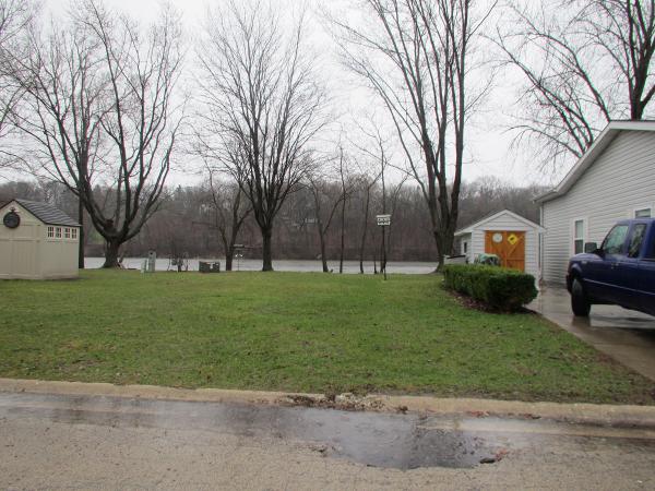 Willow Lake Estates1075 LakewoodElgin, IL 60123