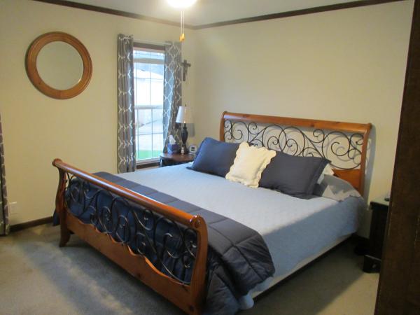 Willow Lake Estates1075 LakewoodElgin, IL 60123