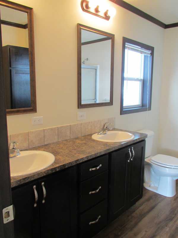 Willow Lake Estates275 Bayview RoadElgin, IL 60123