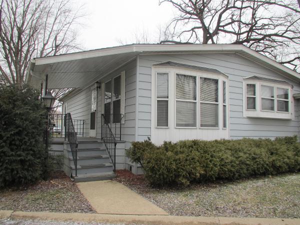 Willow Lake Estates1131 Lake TerraceElgin, IL 60123