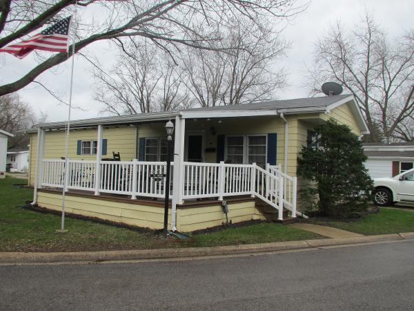 Willow Lake Estates1161 Reba LaneElgin, IL 60123
