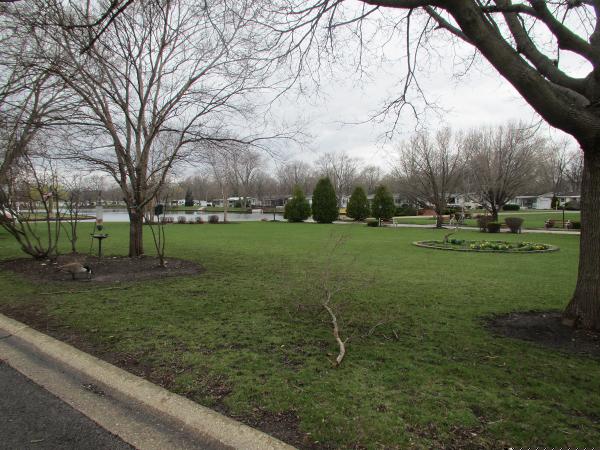 Willow Lake Estates1161 Reba LaneElgin, IL 60123