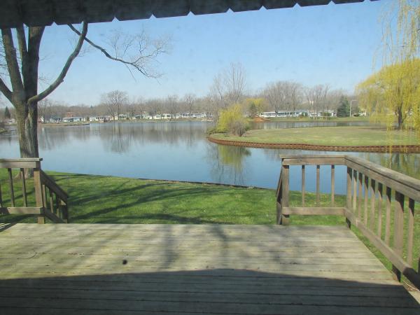 Willow Lake Estates1104 Lakewood RdElgin, IL 60123