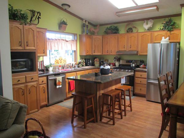 Willow Lake Estates236 Bayview RoadElgin, IL 60123
