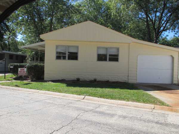 Willow Lake Estates1196 Rainbow RoadElgin, IL 60123