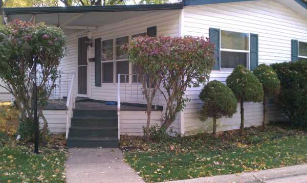 Willow Lake Estates93 Parkwood RoadElgin, IL 60123