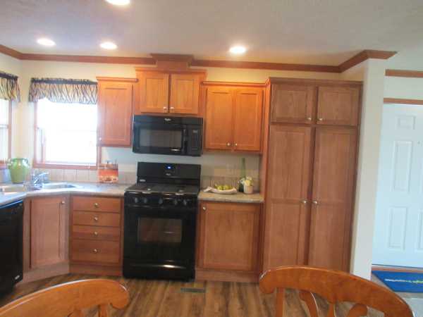 Willow Lake Estates1176 Candlewood RoadElgin, IL 60123
