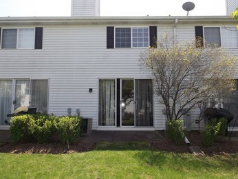 113 Capella CtLake In The Hills, IL, 60156Mchenry County
