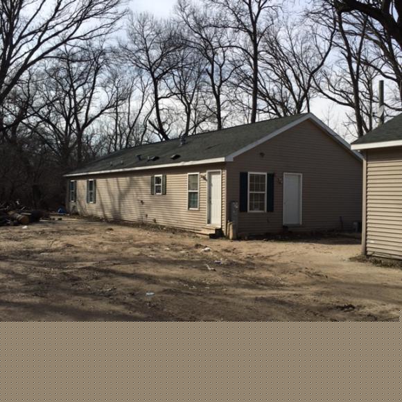 2001 N Thatcher Ave
